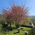 De La Petite Suisse Nyaraló