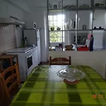 De La Petite Suisse Nyaraló