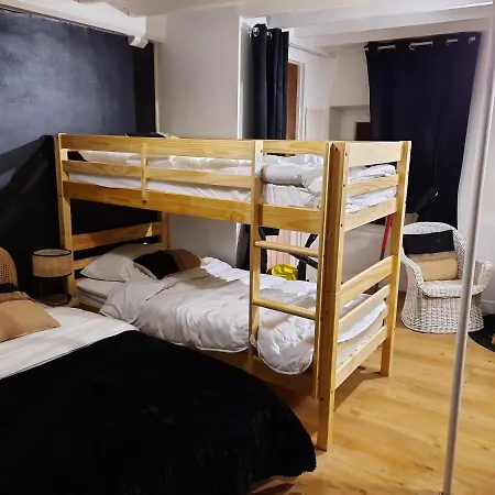 De La Petite Suisse Holiday home *