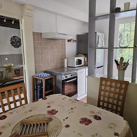 De La Petite Suisse Casa de Férias *