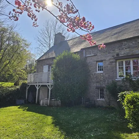 Ferienhaus De La Petite Suisse Clécy